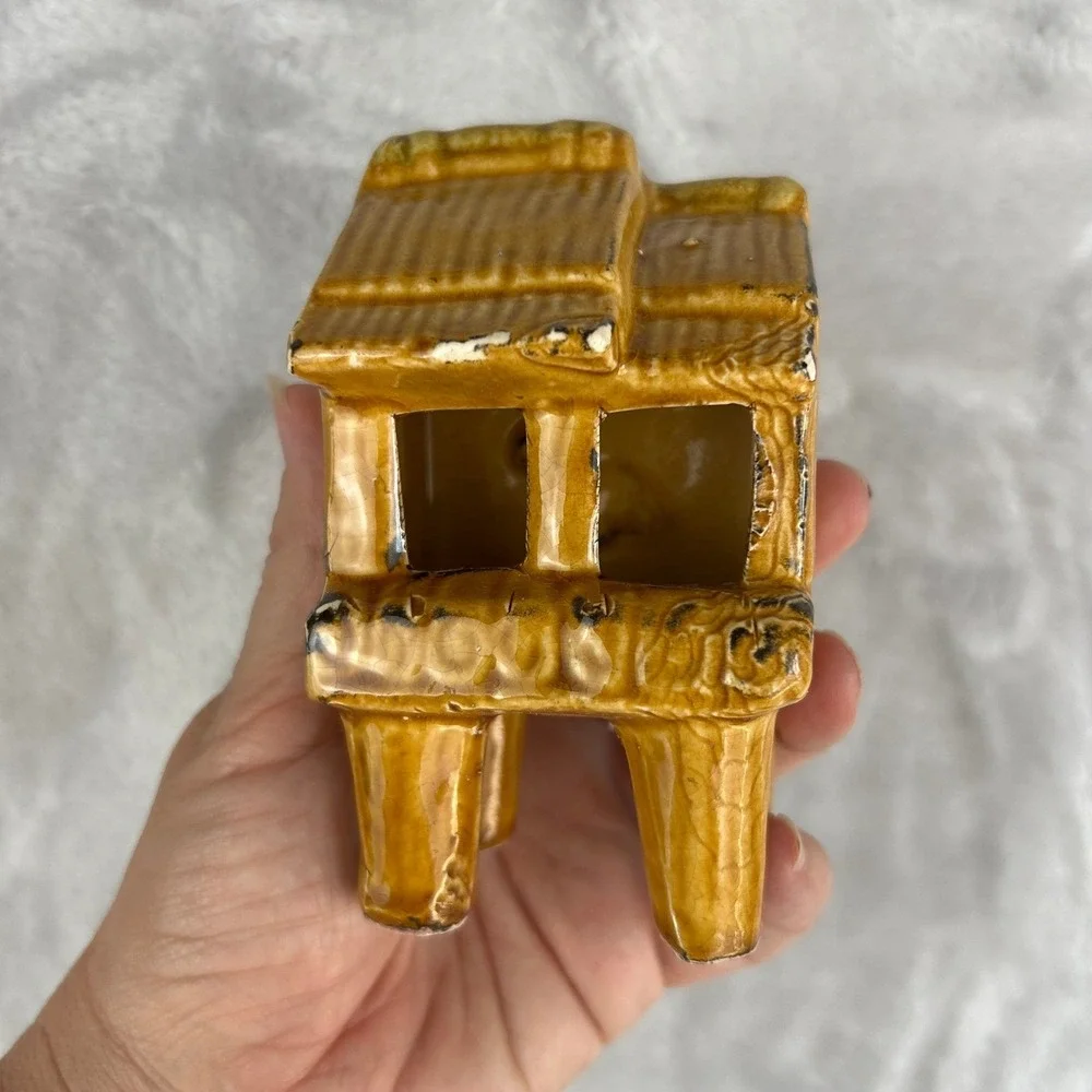 Vintage tiki‎ castle aquarium decor Miniature Pagoda House Ceramic Mid century